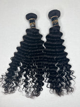 Load image into Gallery viewer, 4 bundle and closure